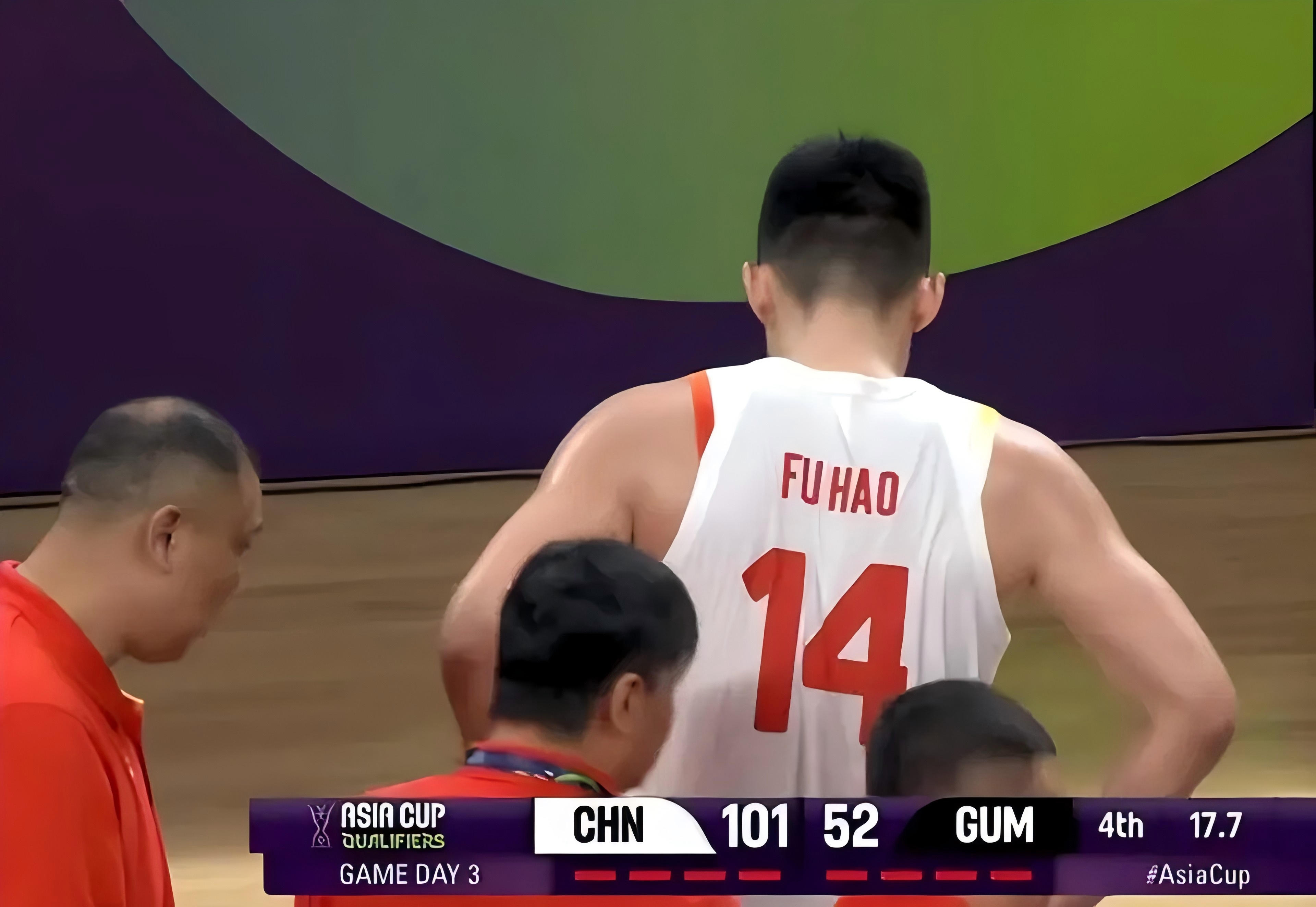 雷火电竞官网-取得惊人胜利，赢得球迷称赞