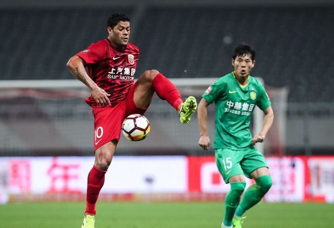 雷火电竞合作-上港遭遇两连败，积分跌至第四的简单介绍