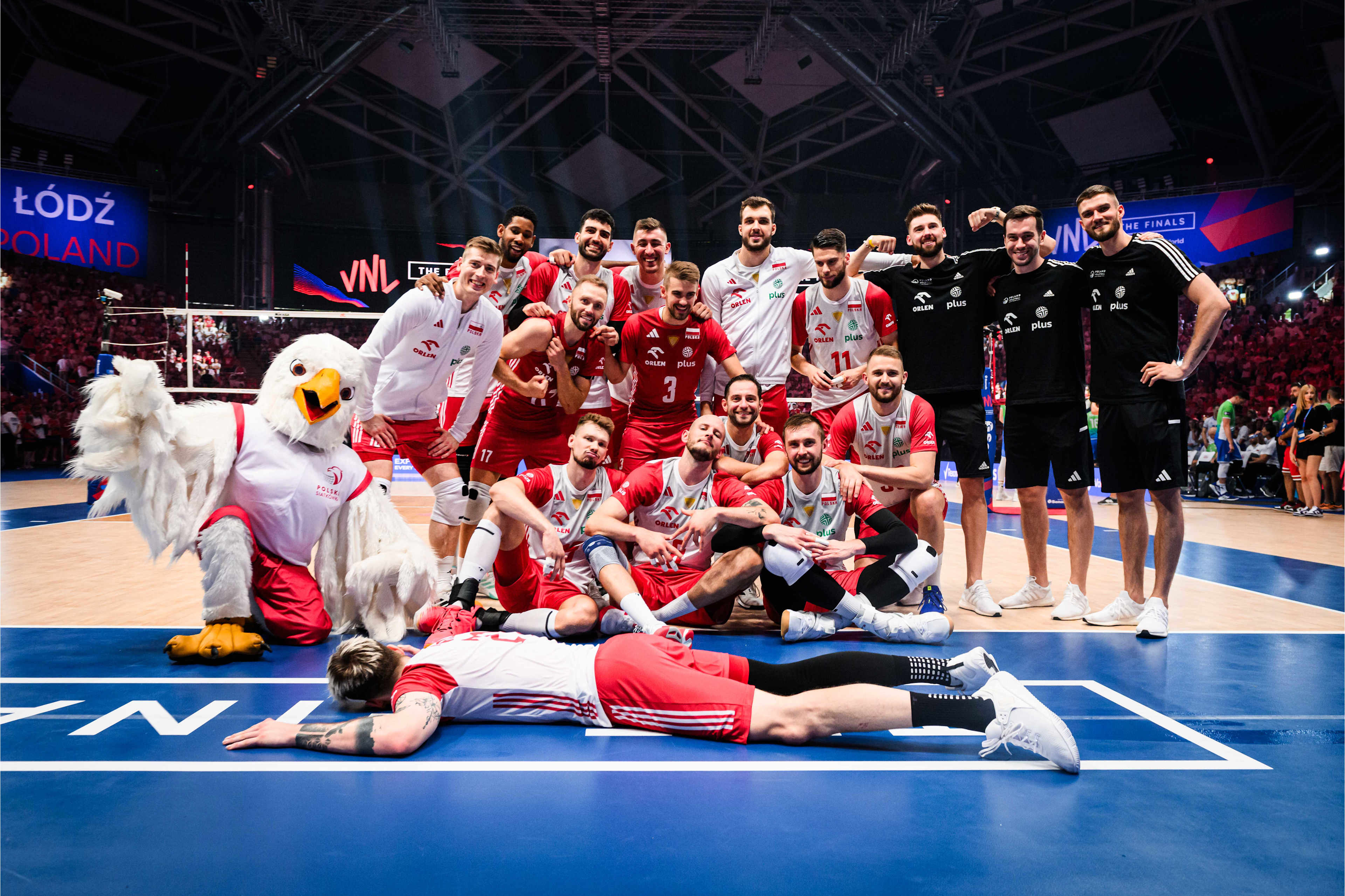 雷火电竞下载-克罗地亚男排击败对手晋级