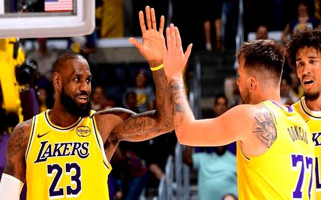 雷火电竞app-神仙对局！篮球比赛过程堪比大片