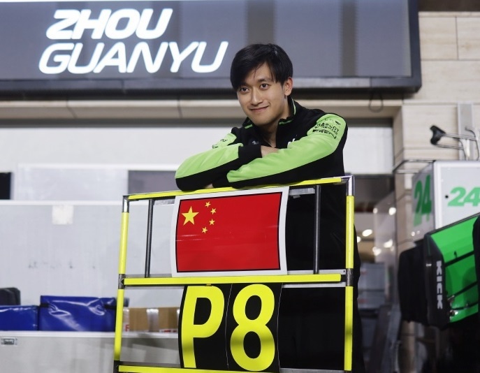 红牛车队翻盘索伯车队，维斯塔潘关键制胜